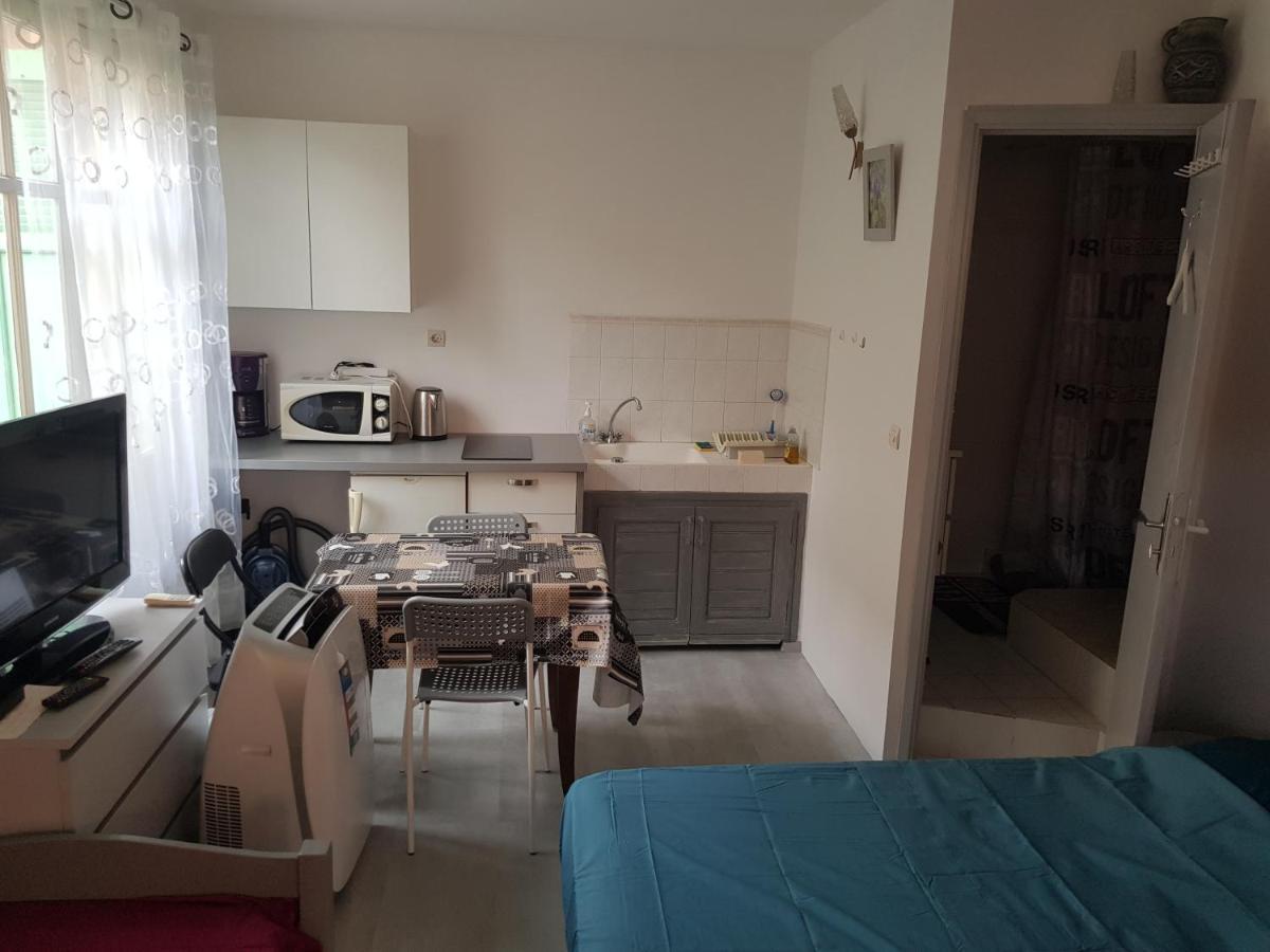 Studio Pour 3 Personnes Au Calme Dans Villa Nice Exteriör bild